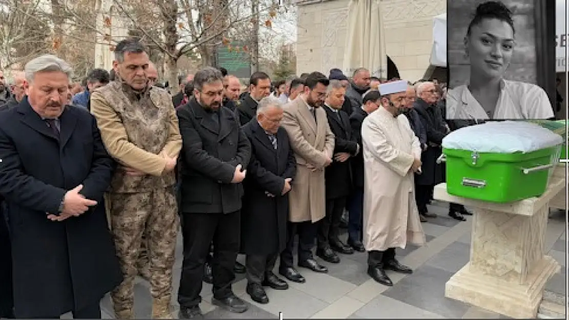 Yangında hayatını kaybeden aşçı toprağa verildi