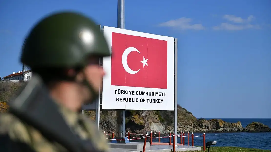 YUNAN SINIRINDA 2 KİŞİ YAKALANDI
