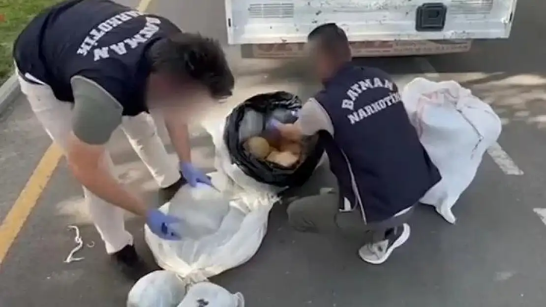 Zehir tacirlerine 27'nci operasyon!