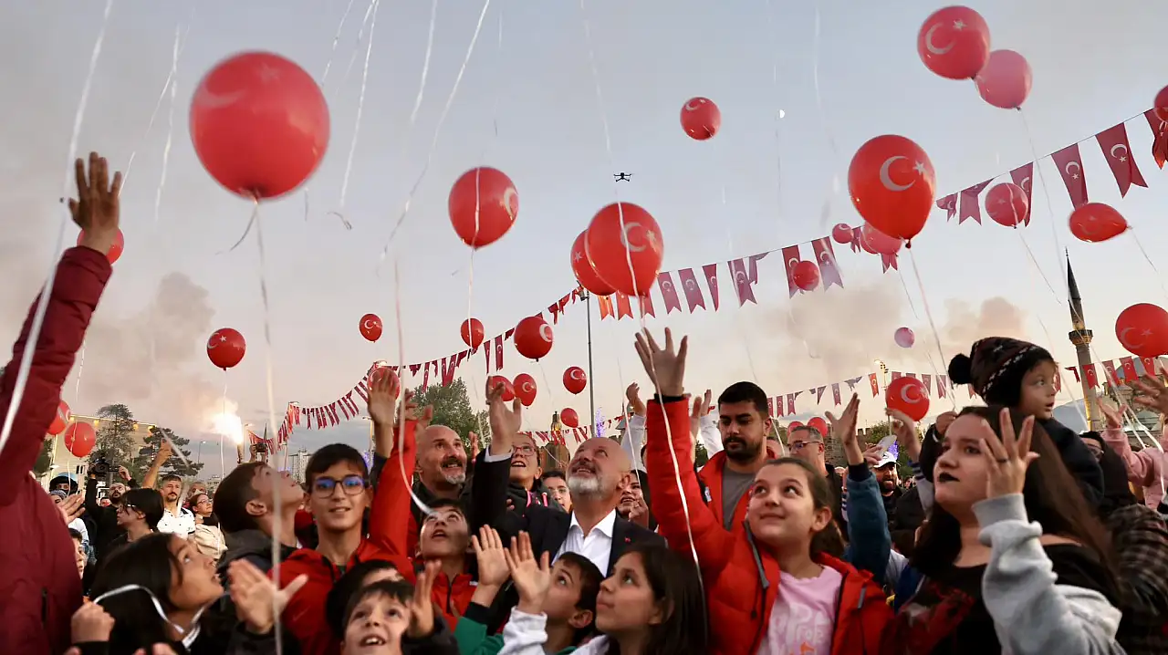 Kocasinan'da 102. yıl coşkusu