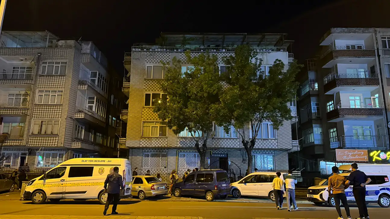 Kayseri'de 2'nci Kattan Düşen Kadın Yaralandı