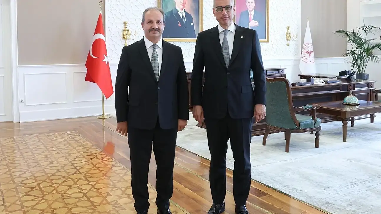 Sağlık-Sen'den Bakan Memişoğlu'na toplu sözleşme temasları