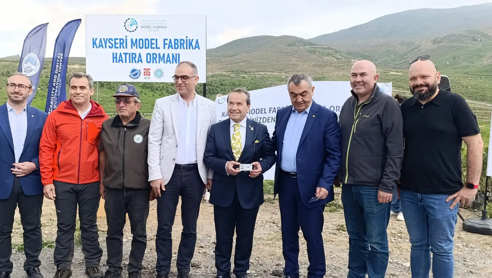 Erciyes'te binlerce fidanla doğa ve turizm canlandırılıyor