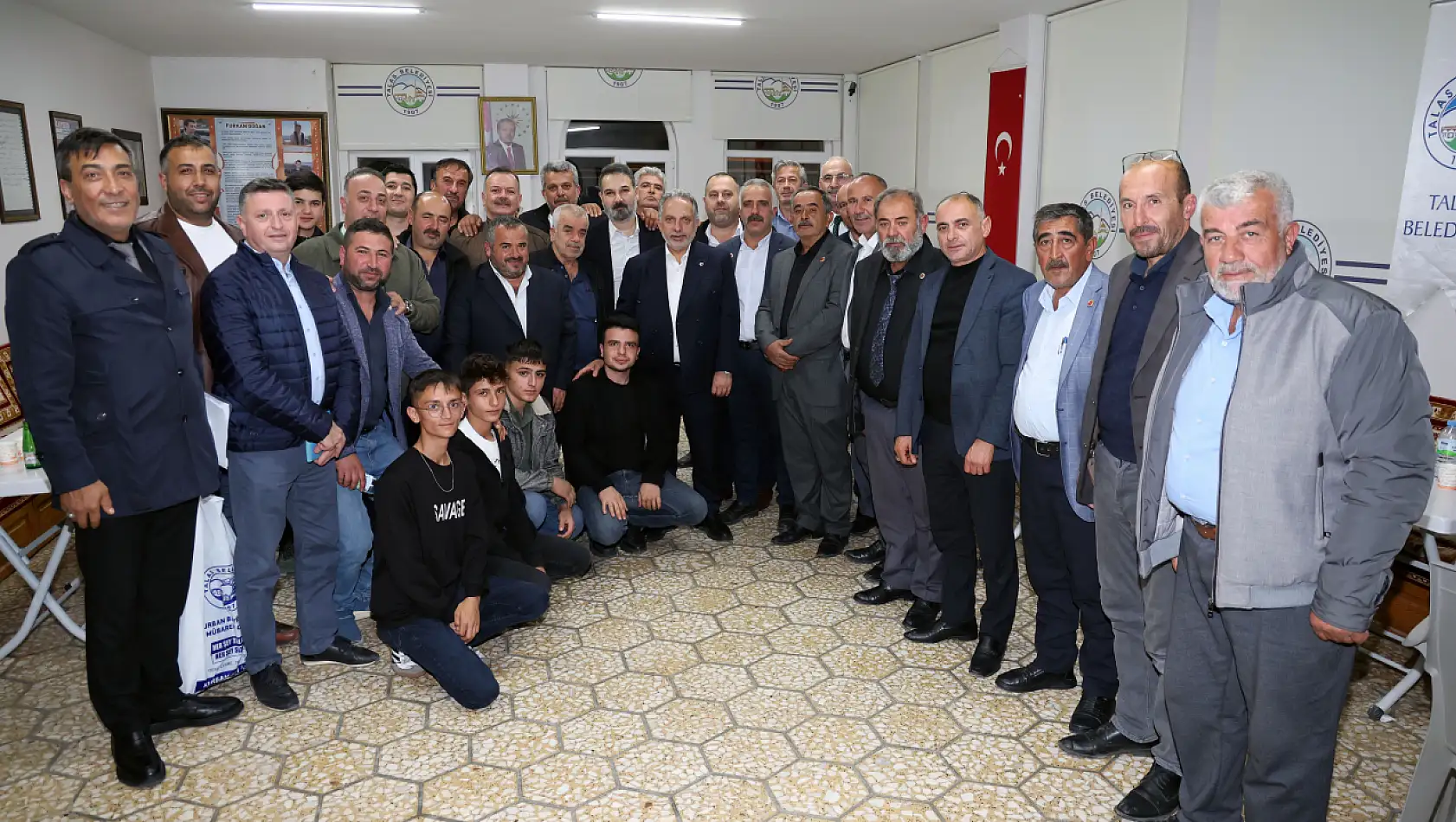 Talas'ta Muhtarlar Reşadiye mahallesi'nde buluştu