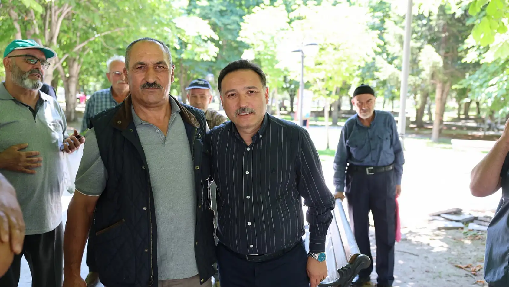 Vali Gökmen Çiçek Esnaf ve Vatandaşlarla Buluştu