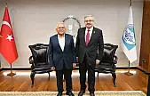 AK Parti Koordinatöründen Büyükkılıç'a ziyaret