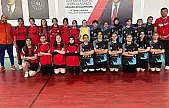 Tomarza'da Voleybol turnuvası başladı