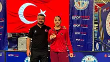 Yağmur Bulut, halterde Türkiye şampiyonu oldu