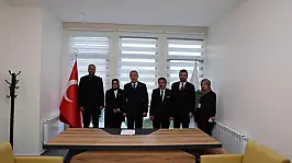 Hulusi Akar'dan Yeşilay'a destek