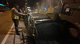 Yoğunburç Alt Geçidinde Gece Yarısı Asfalt Mesaisi