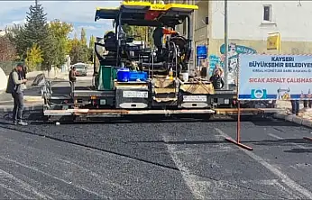 48 saatte 2 bin 176 ton asfalt