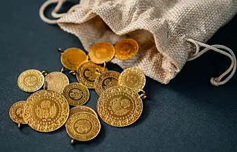 Altın Haftaya Hızlı Başladı: Gram Altın 6 Bin 405 Lirayı Gördü