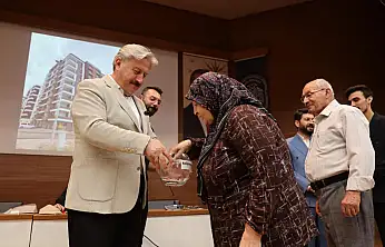 Battalgazi Kentsel Dönüşümünde 23 Hak Sahibine Daire Teslimi