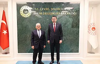 Büyükkılıç, Bakan Kurum ile Kayseri projelerini görüştü