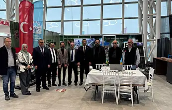 Büyükşehir, Kayseri Tarım Fuarı'nda üreticinin yanında