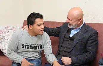 Çolakbayrakdar: Engelleri birlikte aşıyoruz