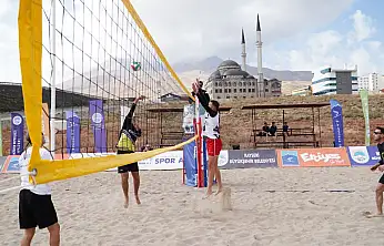 Erciyes Plaj Voleybolu Turnuvası İçin Kayıtlar Başladı