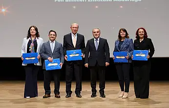 ERÜ'de Başarılar Ödüllendirildi