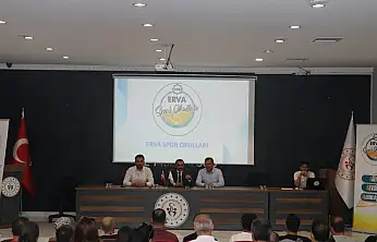 ERVA Spor Okulları Antrenörleriyle Yeni Dönem Toplantısı