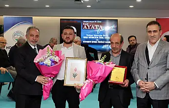 Esat ayata onuruna 'Kitapla geçen bir ömür' gecesi