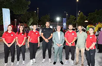 Hacılar Cumhuriyet Meydanı'nda Çocuk Şenliği