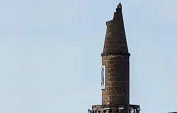 İncesu'da Cami Minaresine Yıldırım Düştü