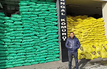 Kayseri'de Dondurucu Soğuklar Kömür Satışlarını 10 Kat Artırdı