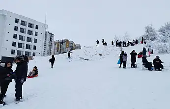 Kayseri'de okullar tatil edildi, Beleş Tepe öğrencilerle doldu