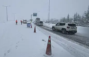 Kayseri-Sivas kara yolu yeniden trafiğe açıldı