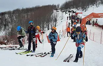 Kayserili kayakçılardan 20 madalya