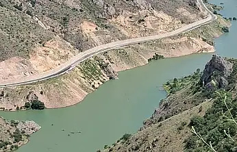 Kızılırmak, Baraj Kapaklarının Açılmasıyla En Geniş Yatağında Akıyor