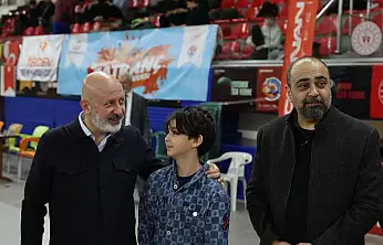 Kocasinan'da Satranç Şampiyonları Belirlendi