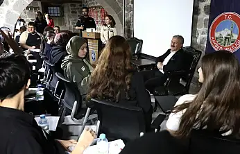 Mektep Melikgazi Geleceğin Düşünce Liderlerini Yetiştiriyor