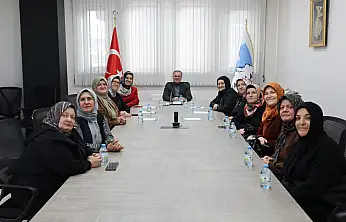 Özdoğan'dan engelli öğrencilere destek