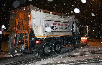 Talas'ta kar mesaisi