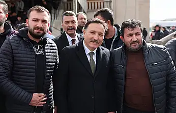 Vali Çiçek, ağaç işleri ve demirciler sitesi'nde esnafla buluştu