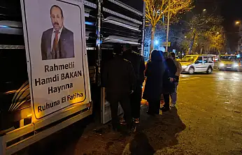 Vefat eden babasının hayrına 30 ton mandalina ile çorba dağıttı