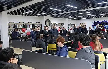 Yahyalı Fen Lisesi'ne yeni kütüphane