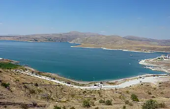 Yamula Barajı'nda 16 Yıl Sonra Kapaklar Açıldı