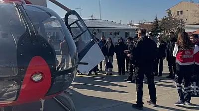 Bilişim akademisi öğrencileri helikopteri inceledi