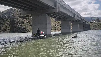 Kızılırmak'ta Kayıp Şahıs Arama Çalışmaları Sürüyor