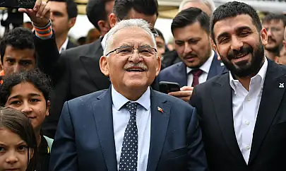 Başkan Büyükkılıç, TÜGVA ortaokul yaz okulu tanıtım programı'na katıldı