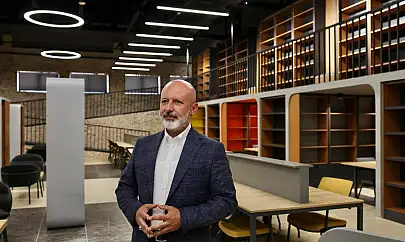 Başkan Çolakbayrakdar: Evlatlarımıza kitapla nefes aldıracak bir mekân daha kazandırdık