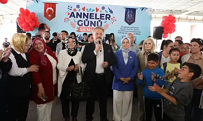 Melikgazi belediyesi anneler günü şenliği düzenledi