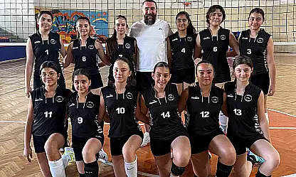 Ayşe Böhürler, Erciyes Voleybol'un genç sporcularını Ankara'da ağırladı