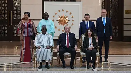 Erdoğan, 5 Ülke Büyükelçisinden güven mektubu aldı