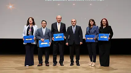 ERÜ'de Başarılar Ödüllendirildi