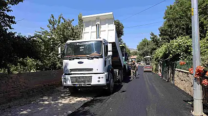 İsmet Mahallesi'nde Sıcak Asfalt Çalışmaları Başladı