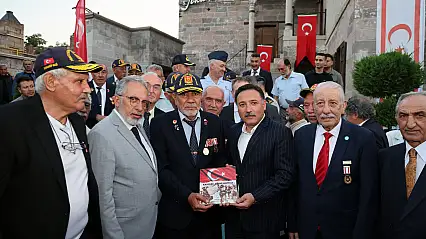 'Kayseri Girne Hattı' Albümünün İkinci Cildi Tanıtıldı