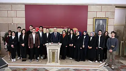 Kayserili Öğrenciler Gazi Meclis'te